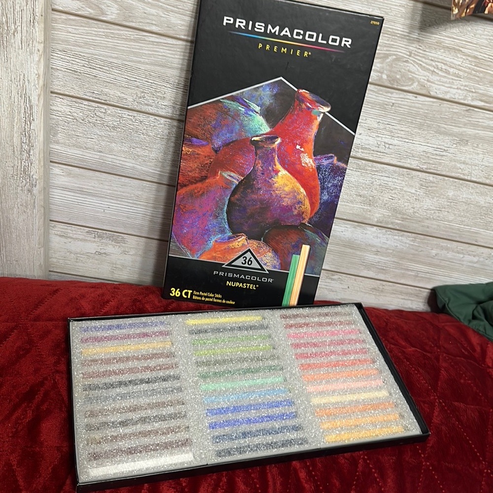 professional /36 CT. PRISMACOLOR “PREMIER” BRAND OF EXCELLENCE NUPASTEL .